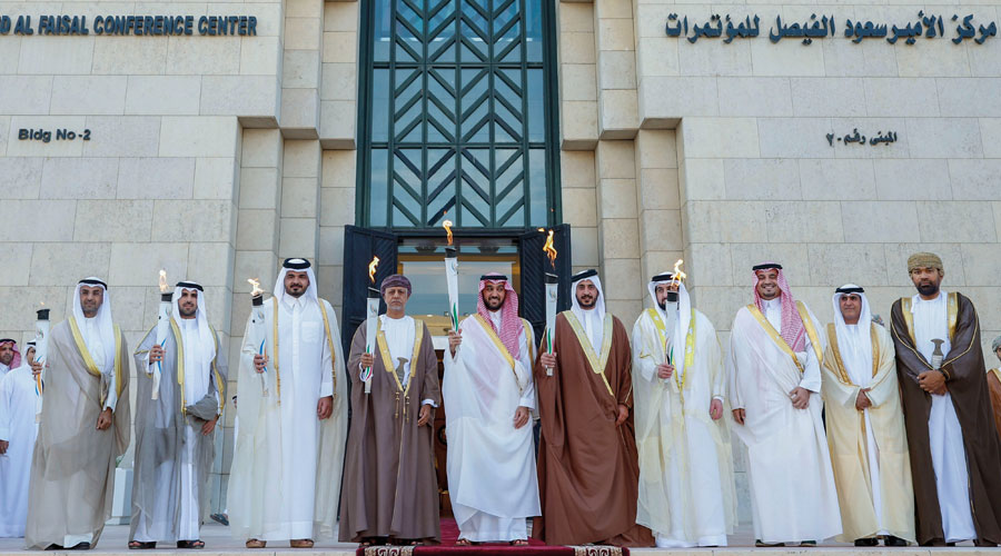 أحمد بن محمد يترأس وفد الإمارات في اجتماع رؤساء اللجان الأولمبية الخليجية