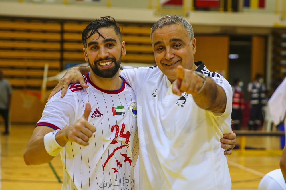 شباب الاهلي والشارقة في نهائي كرة اليد + التتويج - محمد شعلان