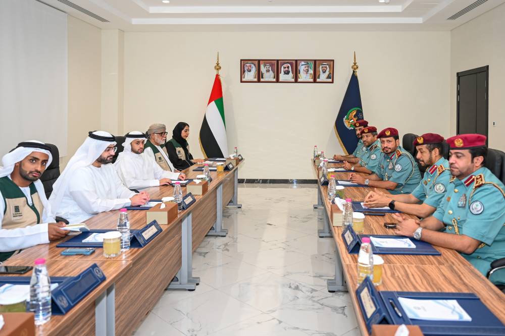 شرطة و«إحصاء» الشارقة يبحثان تعزيز التعاون