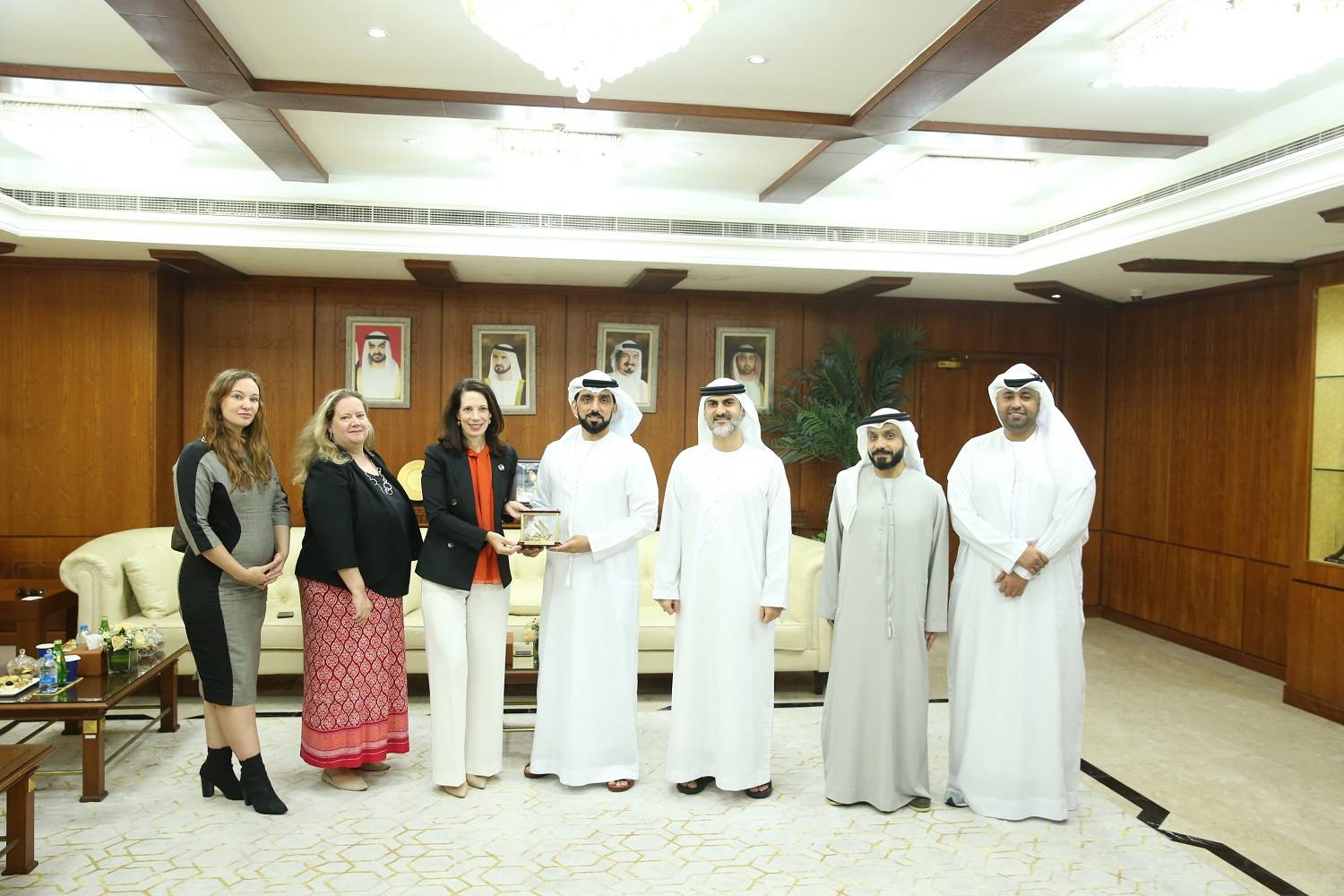 خلال التكريم