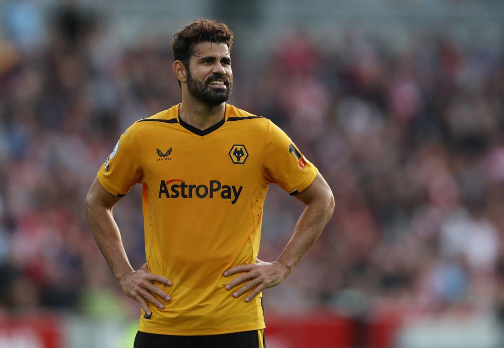 نطحة لمنافس تبعد كوستا عن اللعب إلا بعد كأس العالم