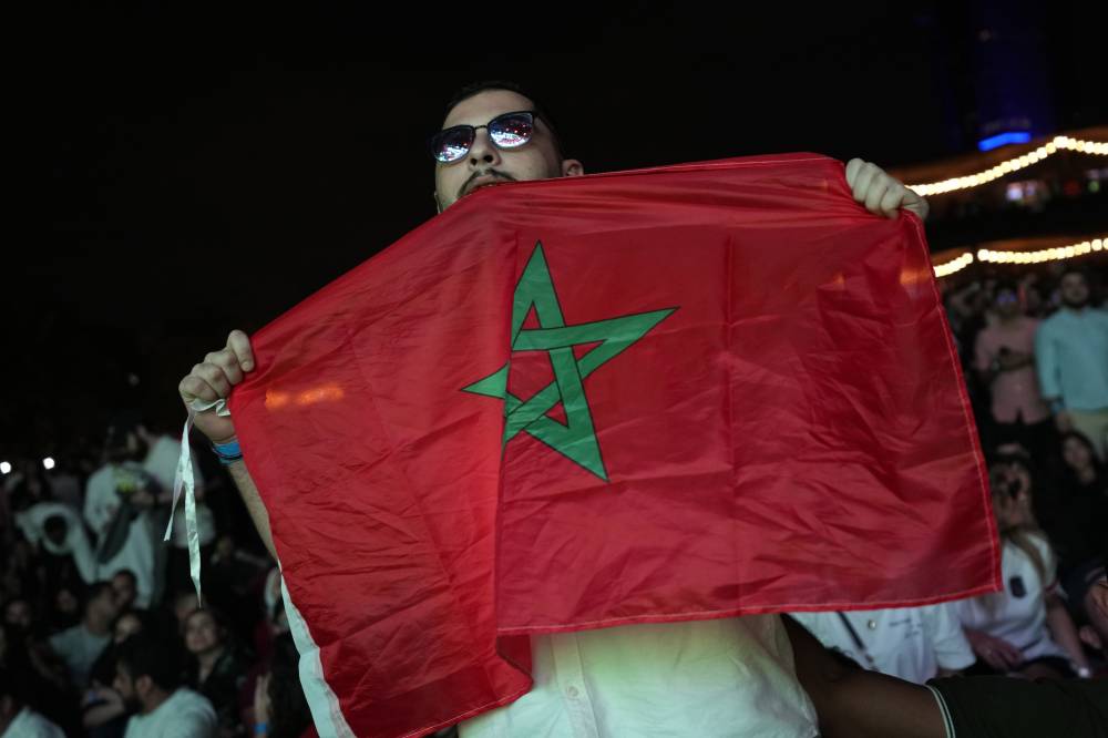 جميع العرب خلف المغرب