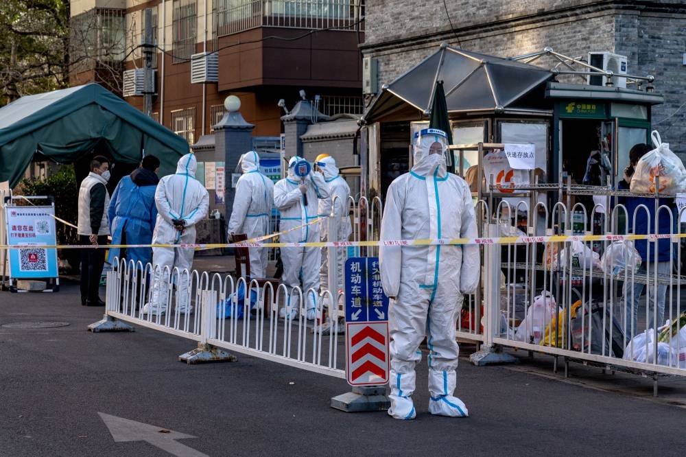 «الصحة العالمية» تدعو الصين إلى تكثيف التلقيح ضد كورونا