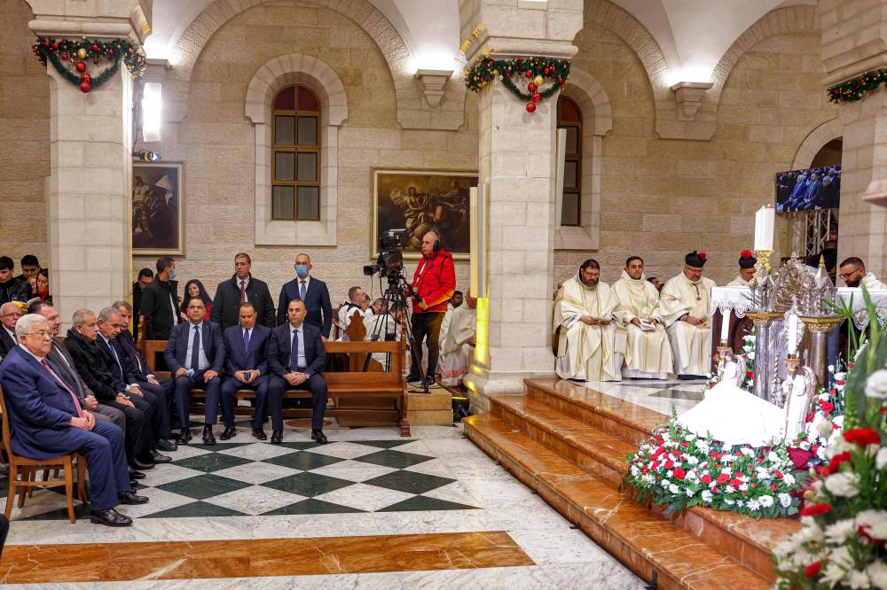 رسائل محبة وسلام في قداس بيت لحم