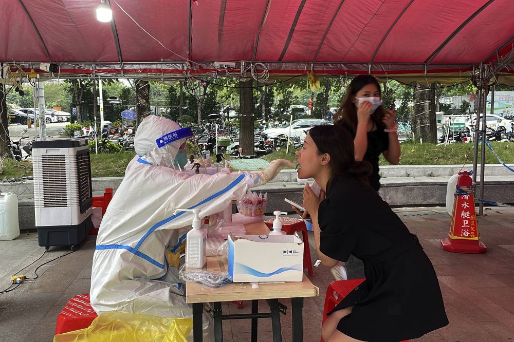 الصين: إلغاء الحجر الصحي للقادمين من الخارج 8 يناير