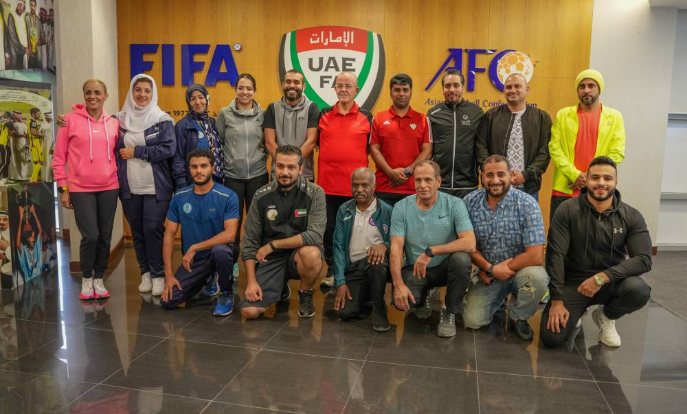 صورة جماعية للمشاركين