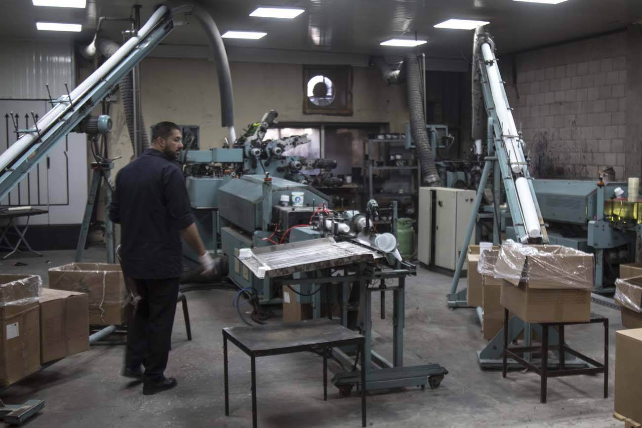 مصنع بلاستيك بالأردن