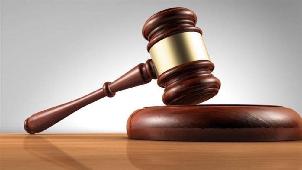 300 ألف درهم تعويضاً لوالدي طفل بعد وفاته