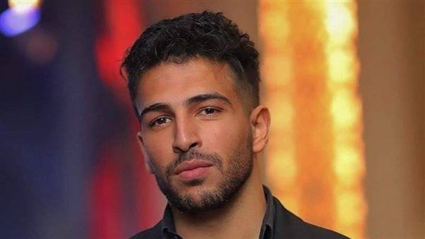 محمود ياسين 

