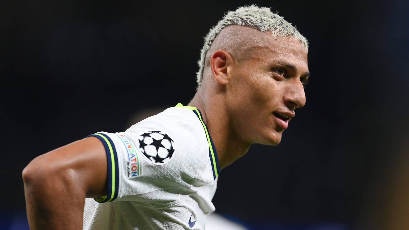 ريتشارليسون يهاجم كونتي: توتنهام يمر بموسم «مقرف»