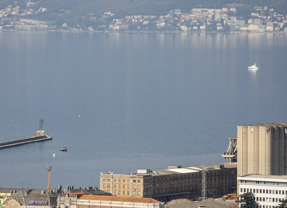 تدمير لغم بحري يرجع إلى حقبة الحرب العالمية الثانية في كرواتيا