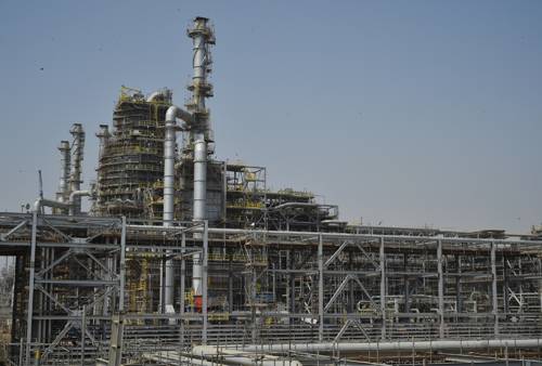 مصفاة «أرامكو» في جازان 