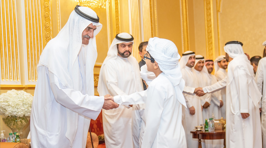 حاكم الفجيرة يستقبل المهنئين بشهر رمضان المبارك