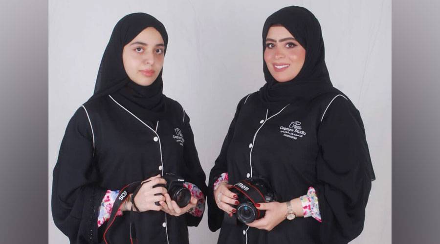 الشقيقتان عائشة وفاخرة الطنيجي