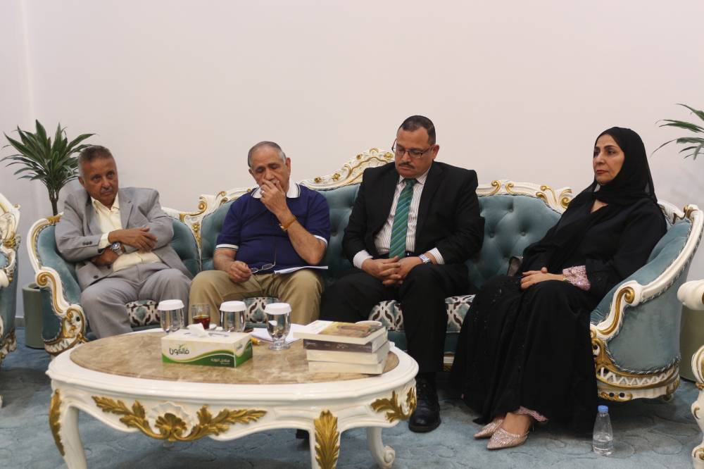د.عمر عبد العزيز وفتحية النمر وعبد الفتاح صبري خلال الأمسية