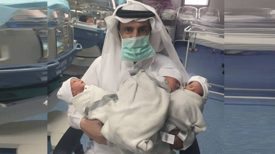 بعد انتظار 6 سنوات.. سعودي يرزق بـ«3 توائم»