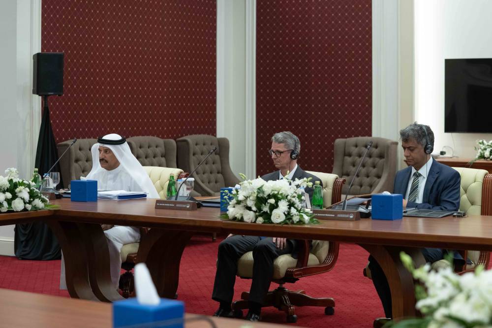 سلطان يترأس الاجتماع الأول لمجلس أمناء «أكاديمية الشارقة للنقل البحري»