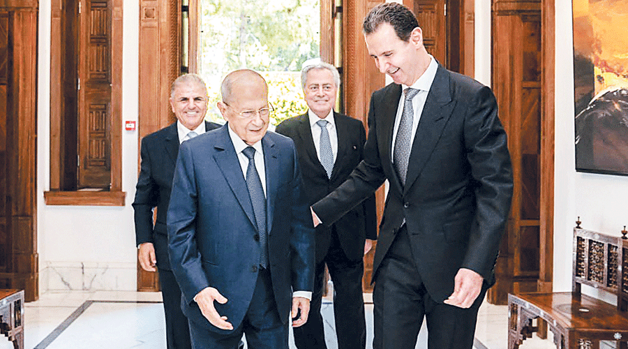 الأسد-يرحب-بعون-في-دمشق