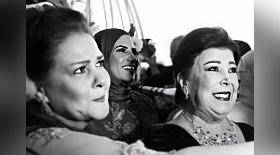 «إيمي» تستعيد صداقة والدتها لرجاء الجداوي برسالة مؤثرة
