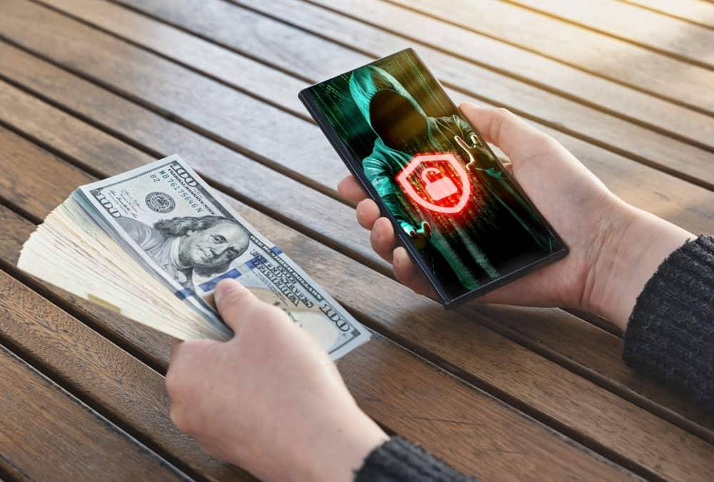 تزايد «الاحتيال الصوتي بالذكاء الاصطناعي» يقلق أمريكا