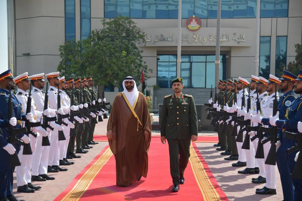 البواردي يشهد حفل تخريج دورة الحرب الرابعة