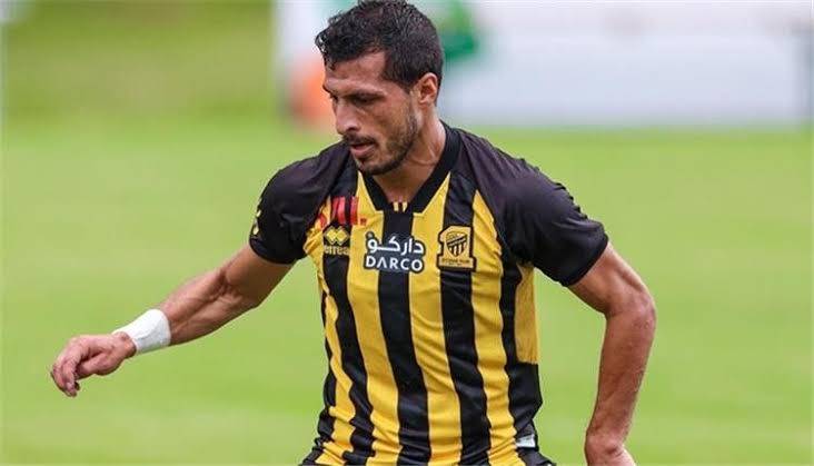 بيراميدز يعرض مليون دولار سنوياً لضم طارق حامد
