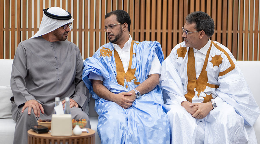 محمد بن زايد يواصل تقبل التعازي في وفاة سعيد بن زايد