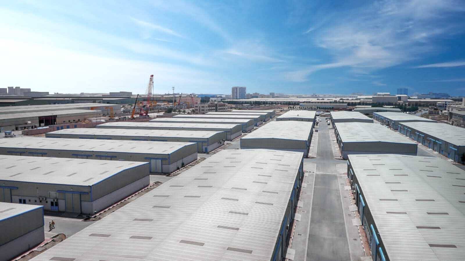 الإمارات توفر بينة لوجستية متطورة للشركات