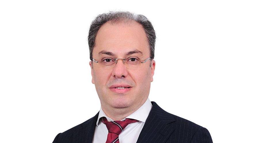  الدكتور وسيم عزيز استشاري جراحة الأعصاب 