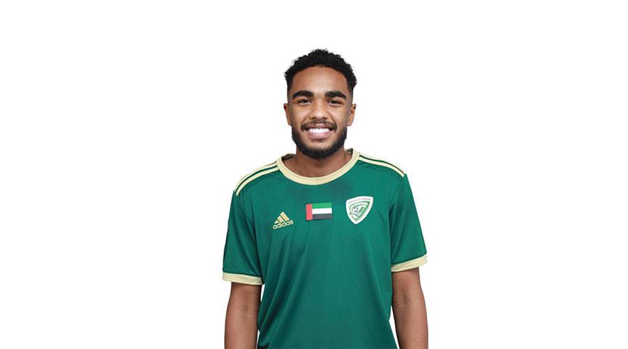  محمد عوض الله بقميص خورفكان 
