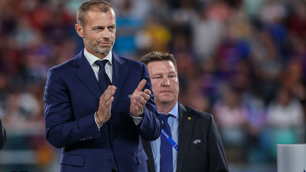 رئيس «يويفا» يدعو للقضاء على «سرطان كرة القدم»