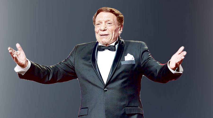 عادل إمام.. «حريف» أصبح زعيماً للكوميديا