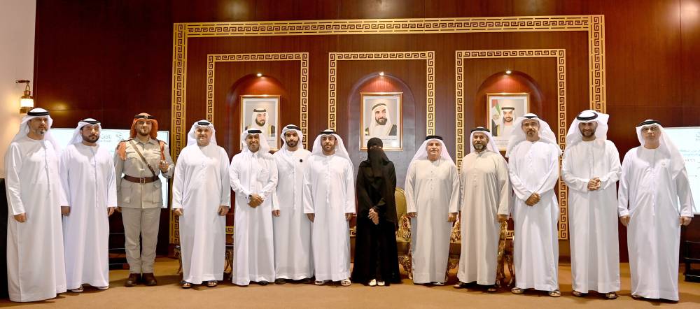 «تراث الإمارات» يعرف بـ«نشأة الجهاز الحكومي بأبوظبي»