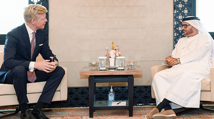 الإمارات تجدد دعم الجهود الرامية لإنهاء الأزمة اليمنية