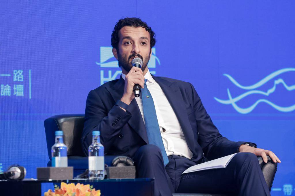 بن طوق: الإمارات تستهدف مضاعفة التجارة مع الصين وهونغ كونغ