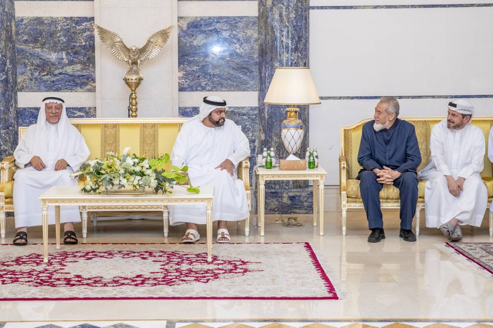 خلال استقبال ولي عهد الفجيرة للمشاركين في المهرجان 