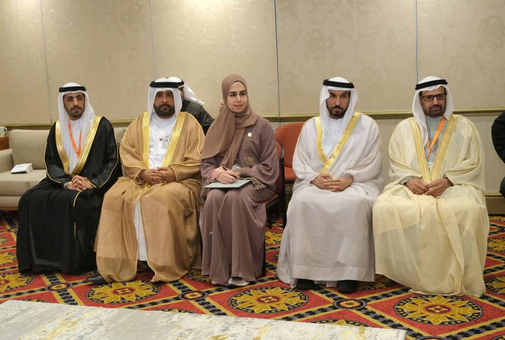 صقر غباش يلتقي رئيسي الجمعية الوطنية والمجلس الوطني في جنوب إفريقيا
