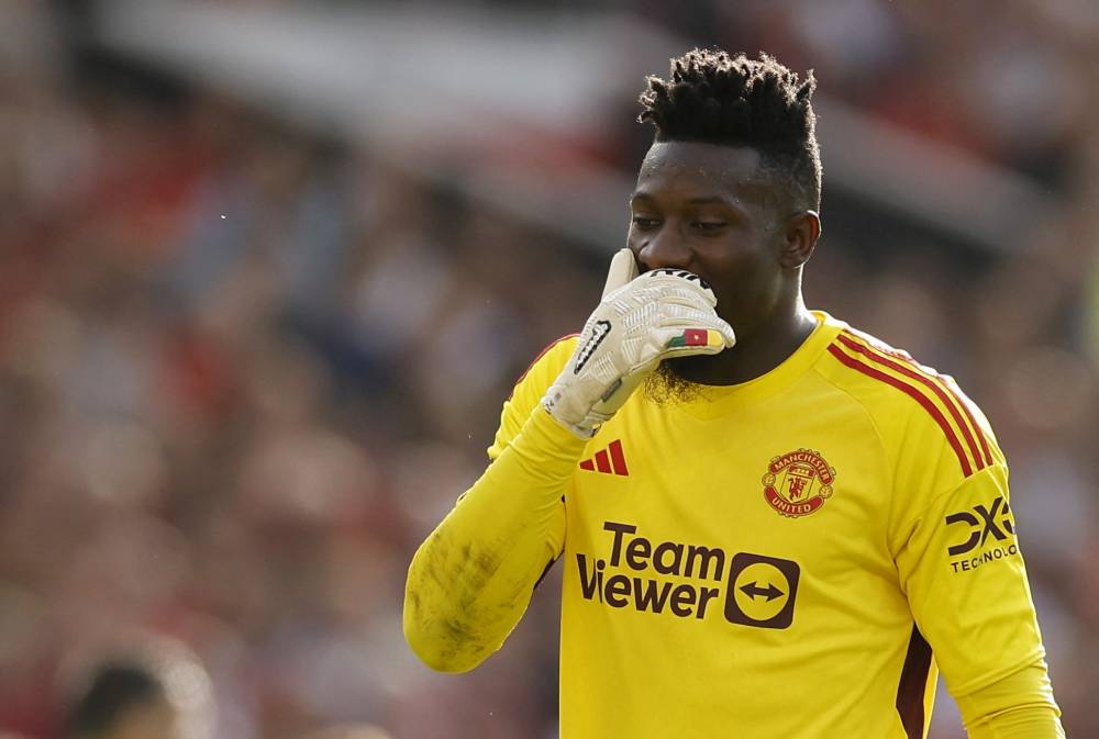 بيتر شمايكل: أخطاء أونانا تؤثر في مانشستر يونايتد