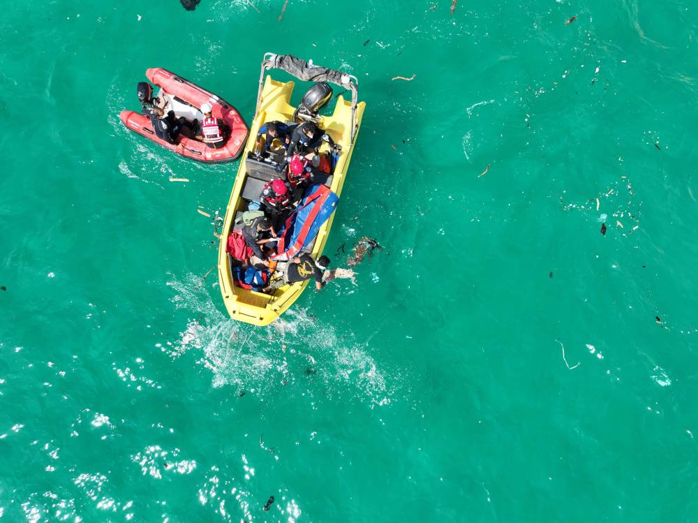 فريق الإنقاذ الإماراتي يعثر على 229 مفقوداً في درنة