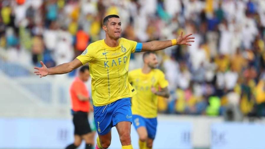 «لا فائدة».. رونالدو يرفض تحديد موعد اعتزاله