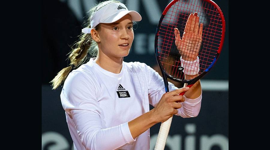 مشاركة نخبة النجوم بدوري التنس العالمي في أبوظبي