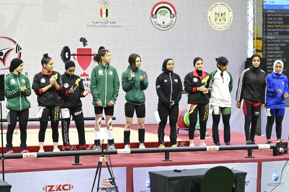 زهرة الهاشمي في طابور العرض