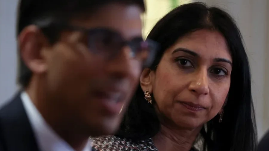 وزيرة الداخلية البريطانية المقالة لسوناك: دعمتك لتفوز بالقيادة لكنك خنت الأمة