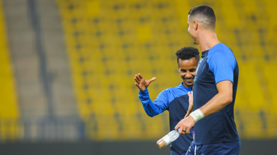 النصر يبحث عن نقاط الخليج في الدوري السعودي