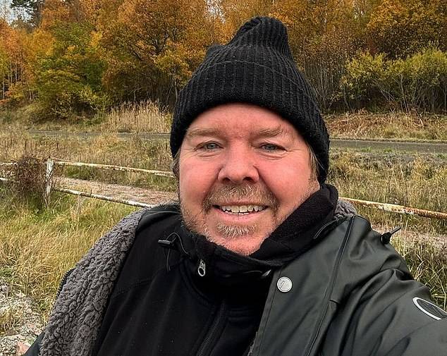 وبعد اعتزاله 