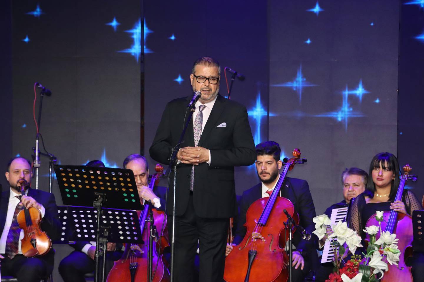 علاء مجيد خلال حفل افتتاح القاعة