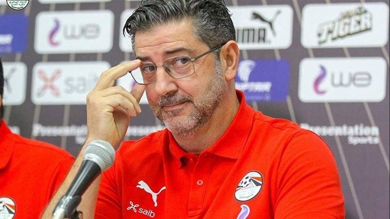 فيتوريا يستدعي موقوفي الزمالك لتشكيلة مصر