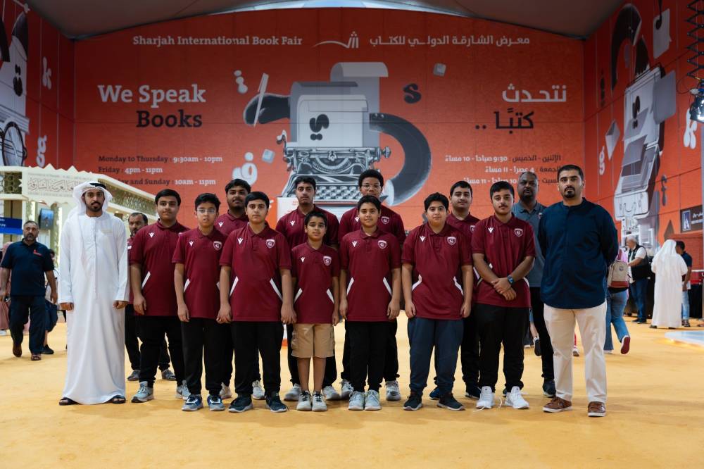 نادي الحمرية ينظم زيارة إلى معرض الشارقة للكتاب