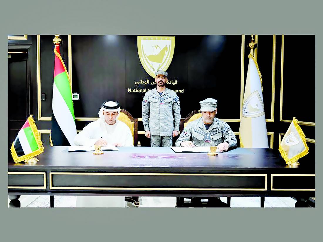  سالم الجابري وعبد الله النيادي يوقعان الاتفاقية
