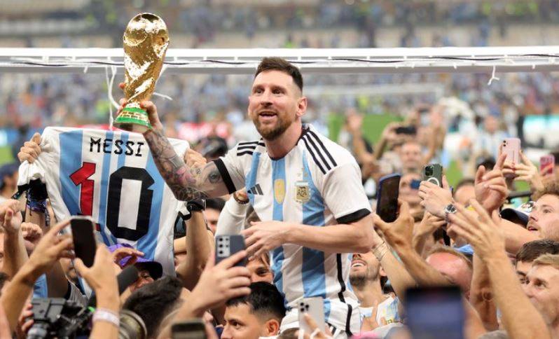 ميسي يوضح موقفه من اللعب بكأس العالم 2026